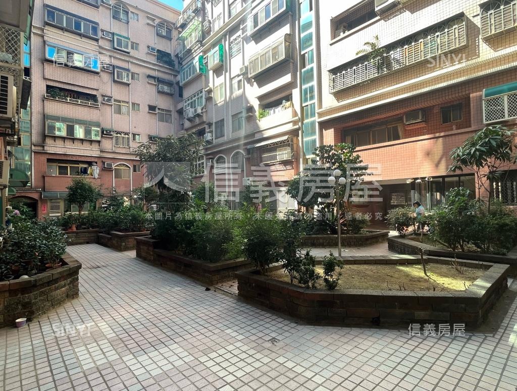 海德堡三期庭園華廈社區外觀及周邊環境
