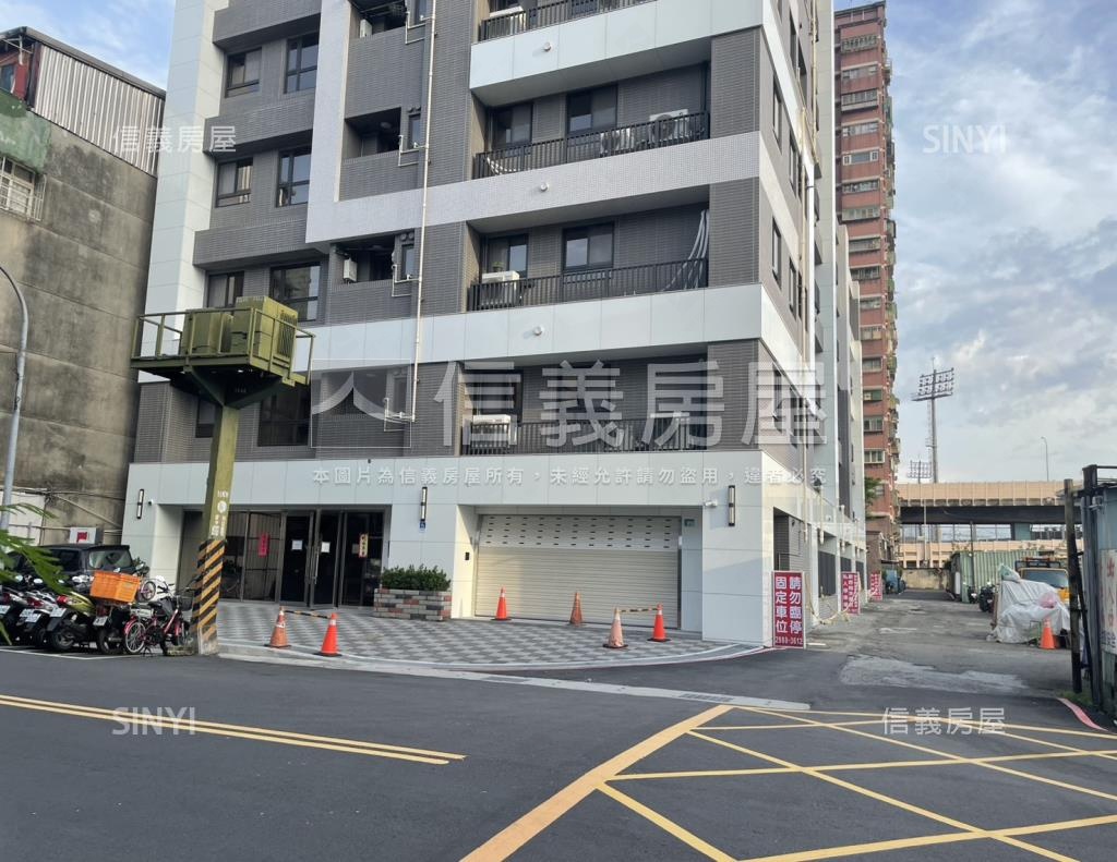 悠遊居社區外觀及周邊環境