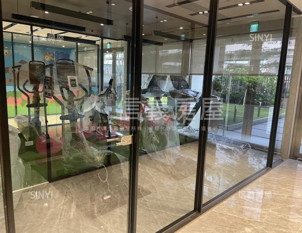 悠遊居社區外觀及周邊環境