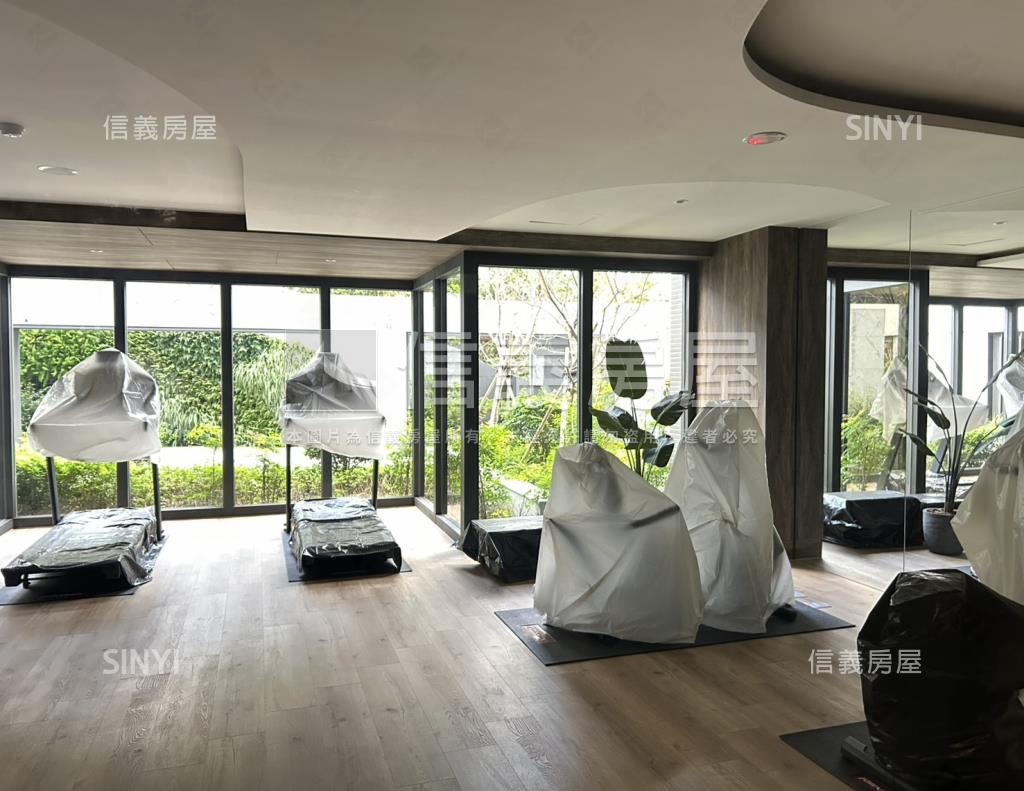 學府首席1期社區外觀及周邊環境