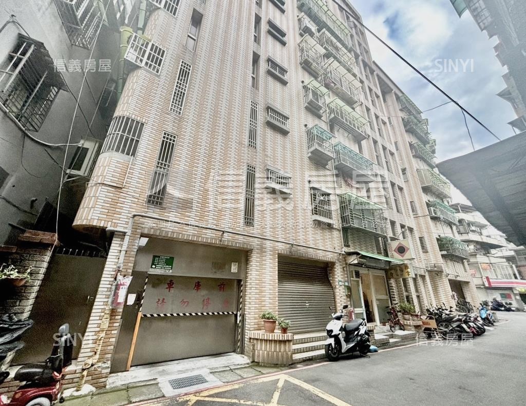 民生華廈社區外觀及周邊環境