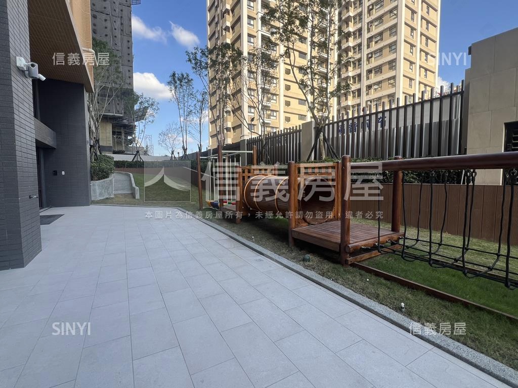 嘉潤青翠社區外觀及周邊環境