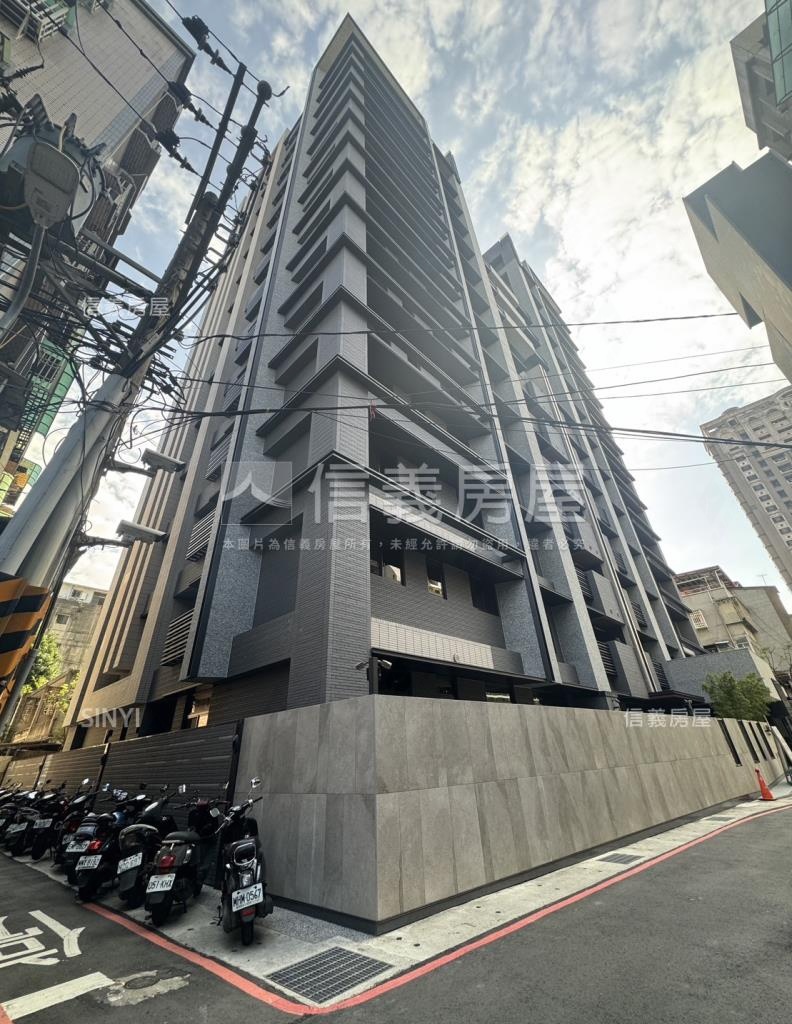 有仁愛社區外觀及周邊環境