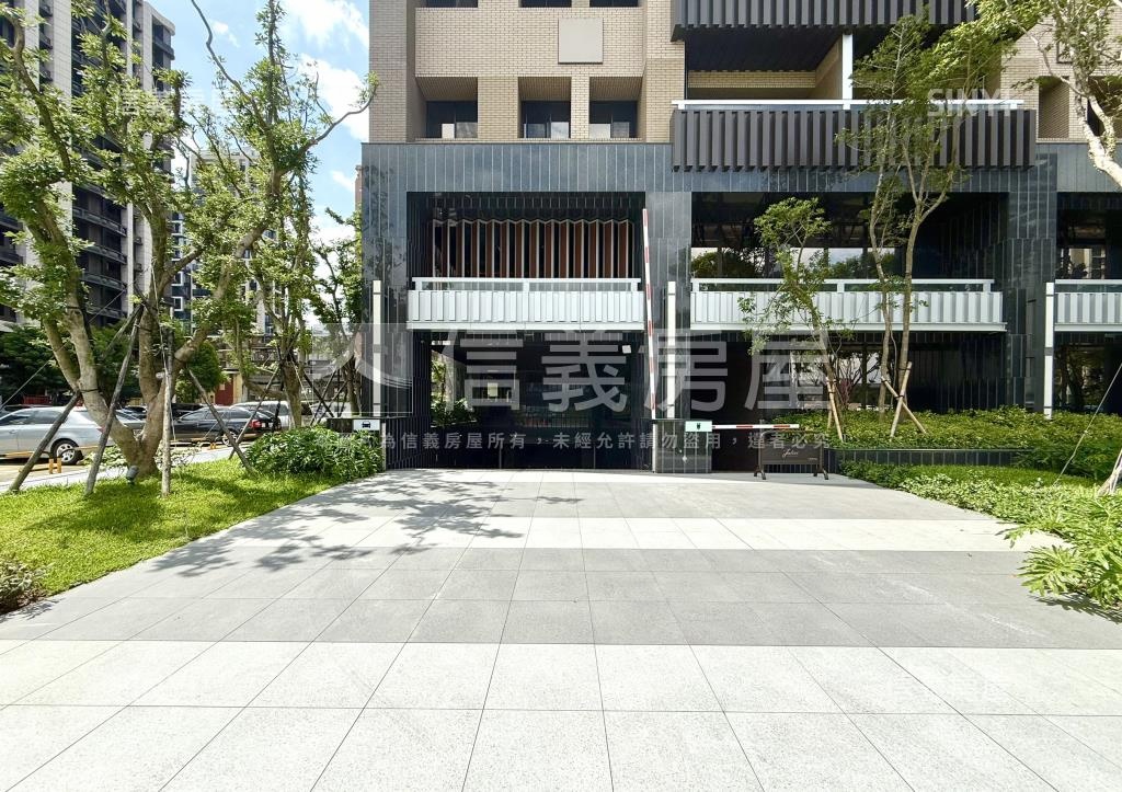 忠泰本質社區外觀及周邊環境