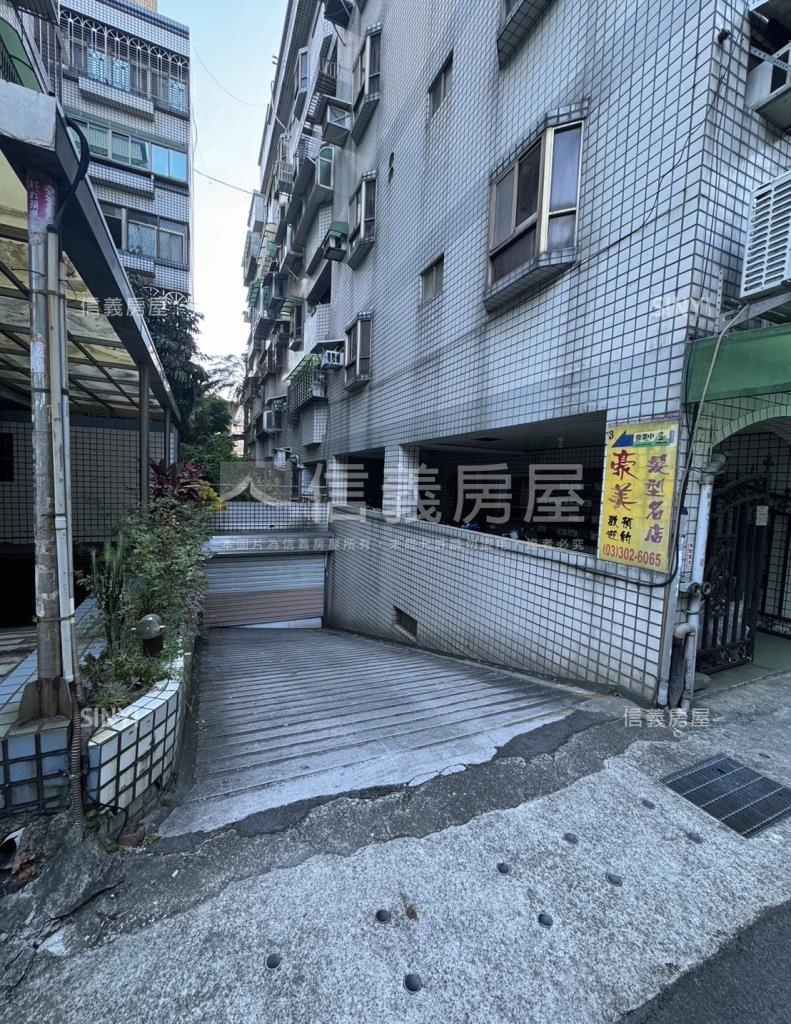 傳世經典社區外觀及周邊環境
