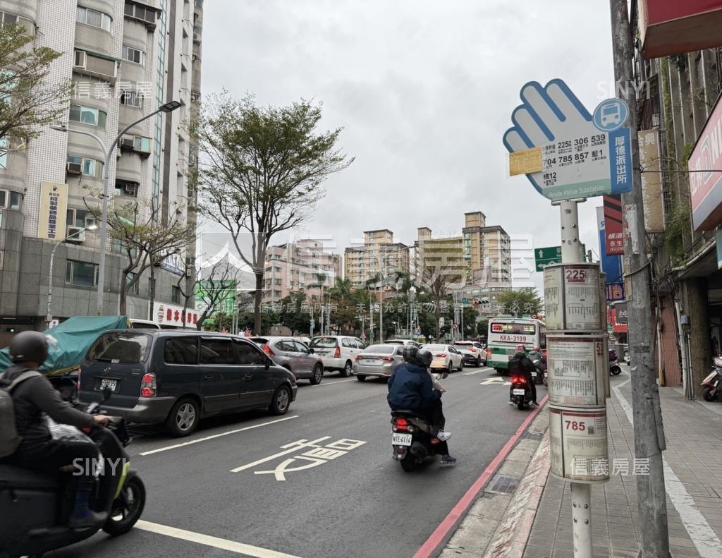 三和路三段華廈社區外觀及周邊環境