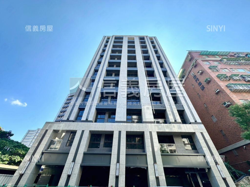 英倫公園社區外觀及周邊環境