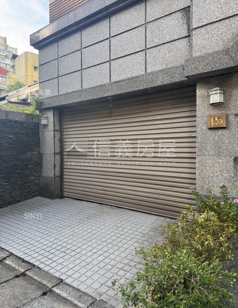 逸仙風采社區外觀及周邊環境