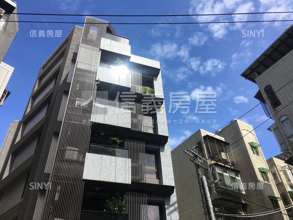 文心十二品社區外觀及周邊環境