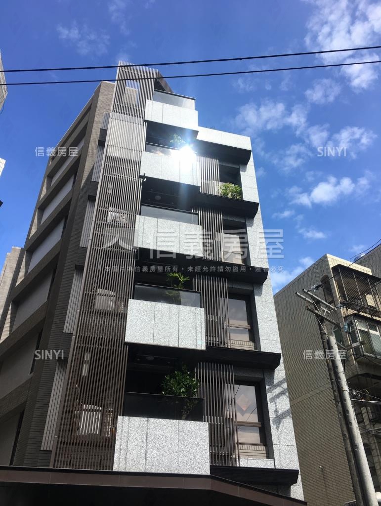 文心十二品社區外觀及周邊環境