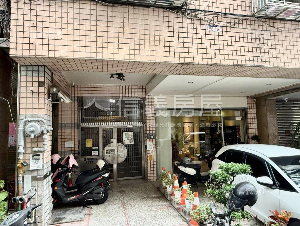 富宇寶座二期社區外觀及周邊環境