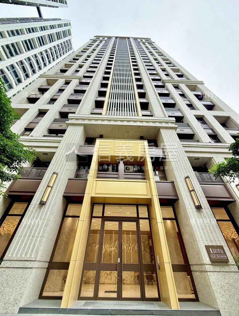 欣璞綻社區外觀及周邊環境