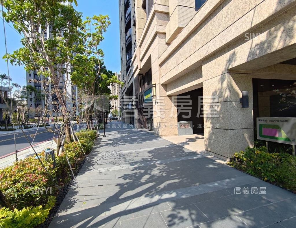 東瑩吉光社區外觀及周邊環境