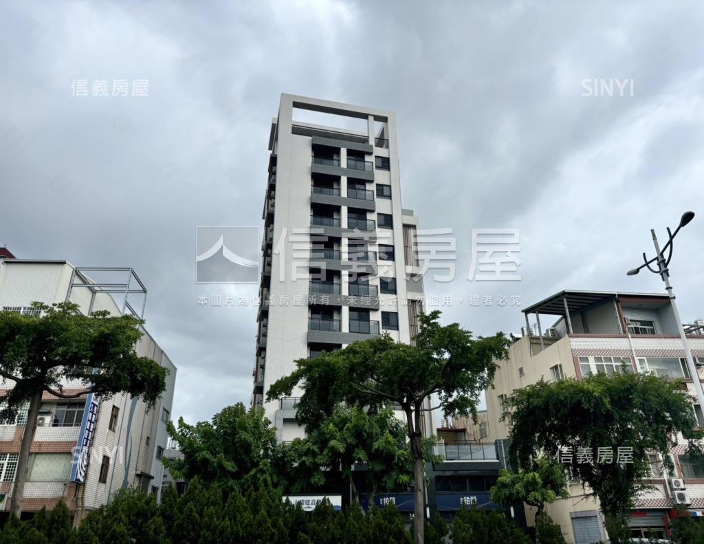昂峰鉑麗大樓區社區外觀及周邊環境