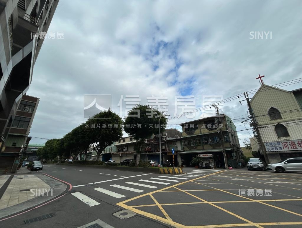 仰沐社區外觀及周邊環境