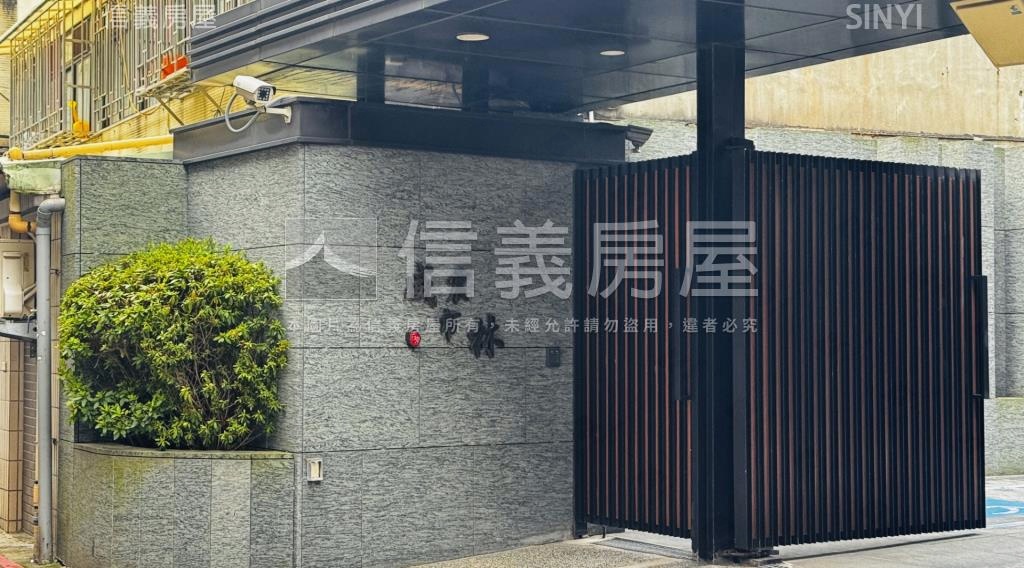 威震市林社區外觀及周邊環境