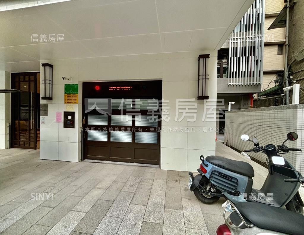 中正雋詠社區外觀及周邊環境