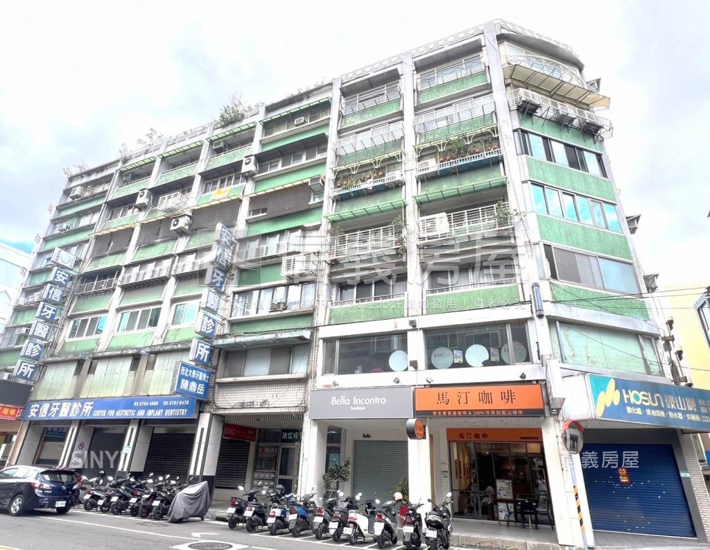 謙信綠寶大厦社區外觀及周邊環境