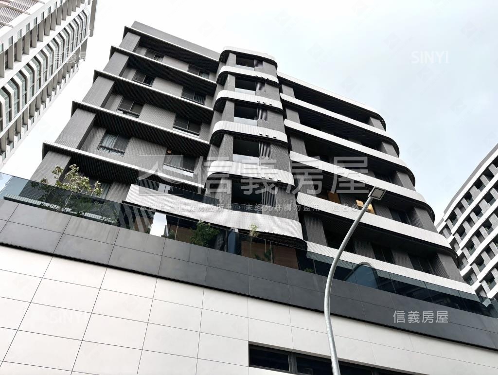 小藍海B區社區外觀及周邊環境