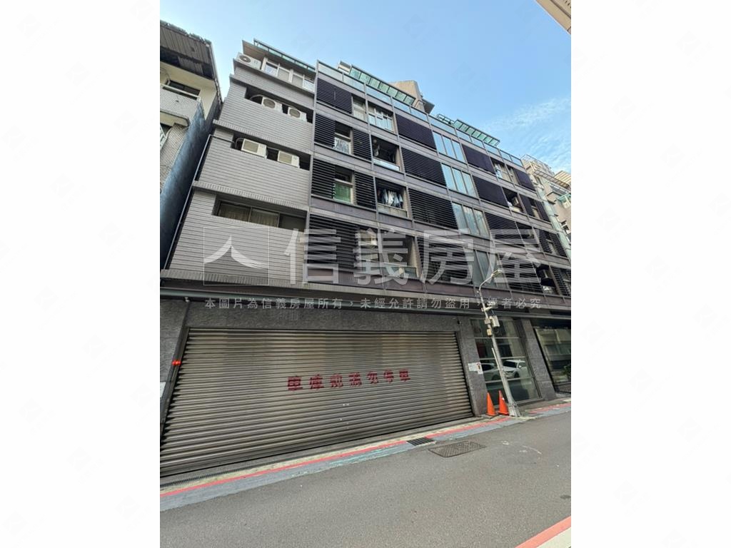 阿曼風尚社區外觀及周邊環境