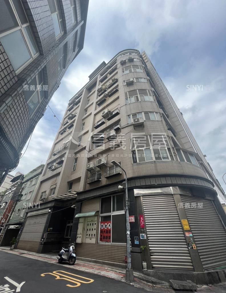 箱根雅苑A區社區外觀及周邊環境