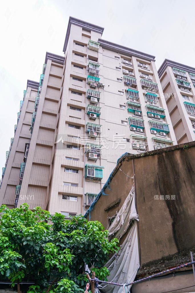 信義計畫社區外觀及周邊環境