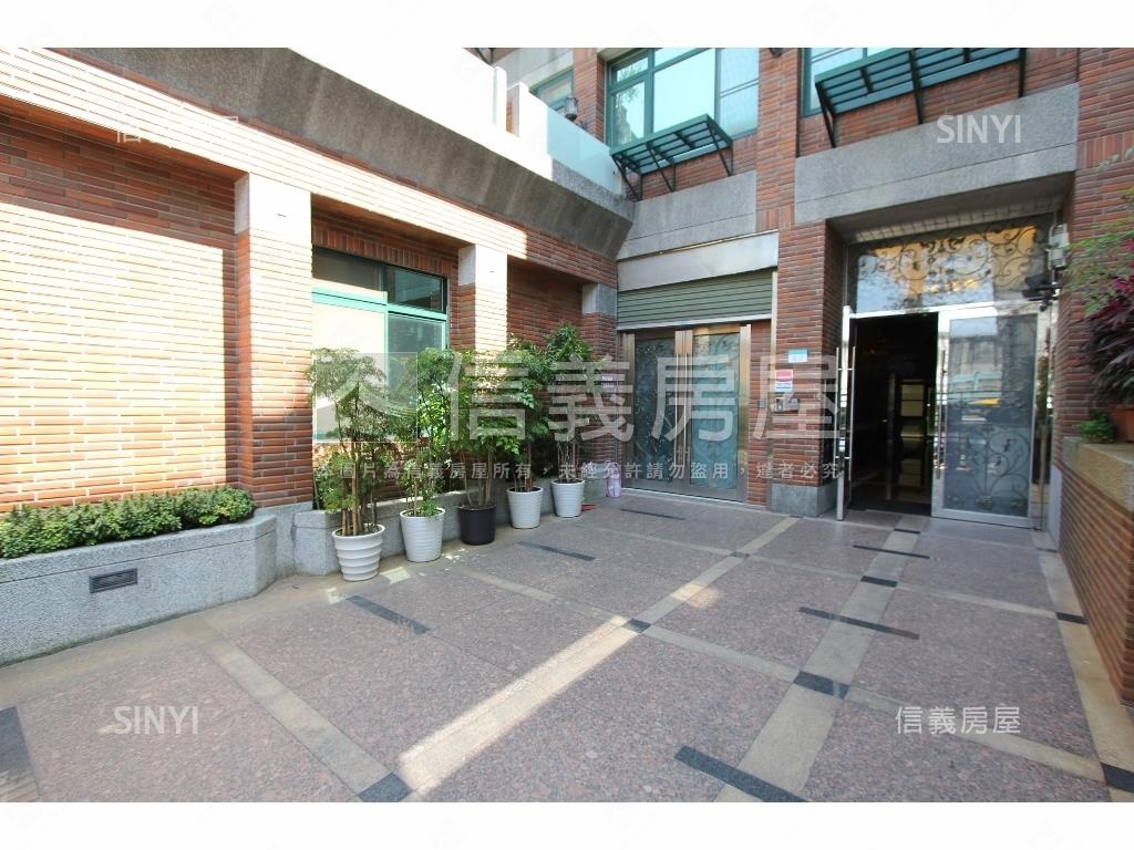 貴德經典皇家社區外觀及周邊環境