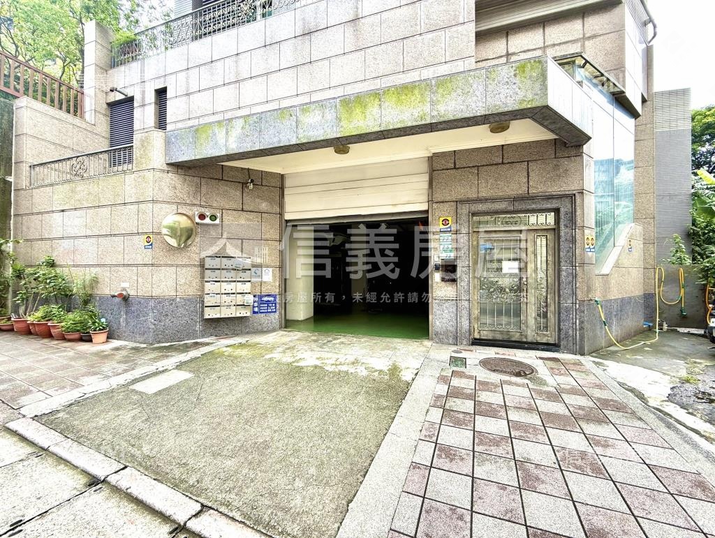 林居社區外觀及周邊環境