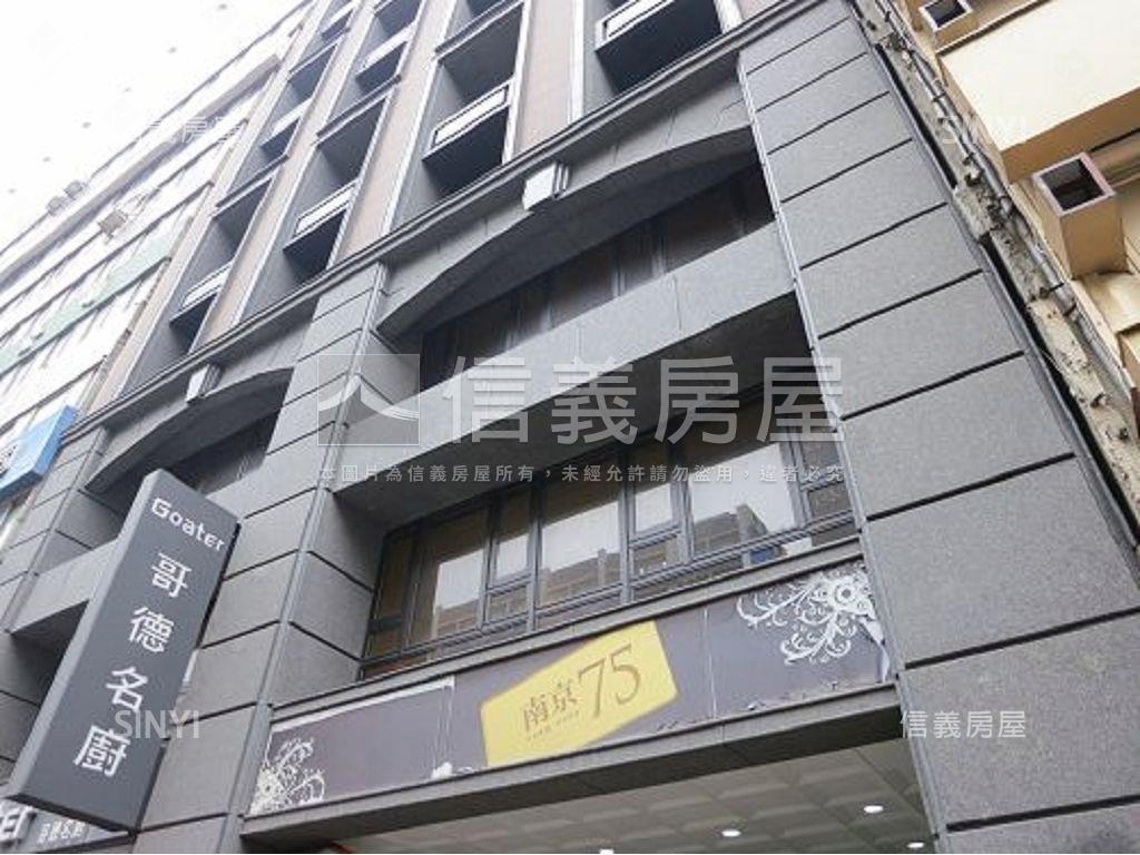 南京75社區外觀及周邊環境