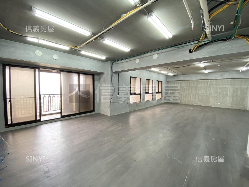 租屋 一號院帝王視野 新北市林口區中華一路 40 000元 月