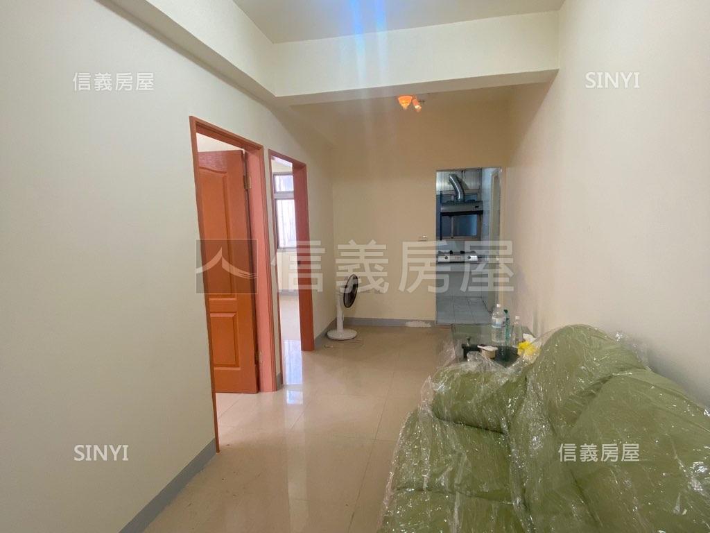租屋 近公園兩房 新北市新莊區自強街 13 000元 月