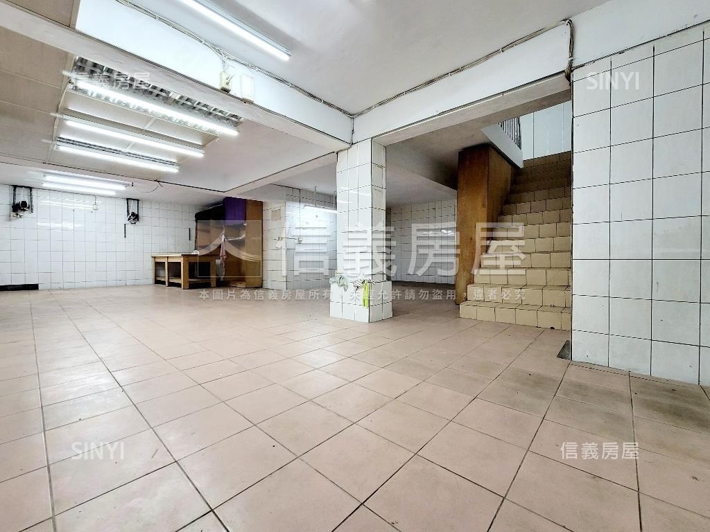 邊間寬敞車庫１樓 - Image 15