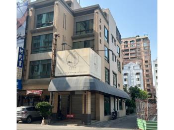 近龍華市場邊間透天店面 - C330150