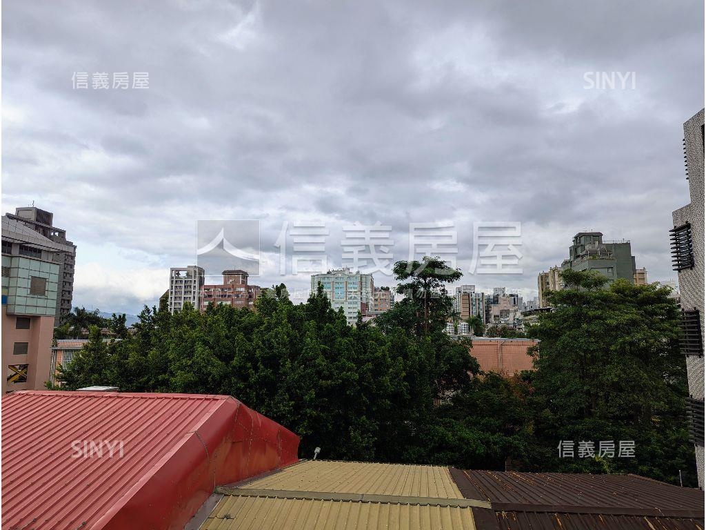 近捷運時尚小豪宅 - Image 11