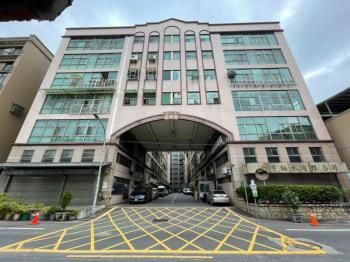 台北企業家上下層車位 - C333512