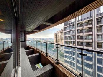 皇翔百老匯兩房車位 - C338038