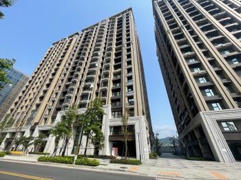 金城舞２高樓景觀三房車位 - C338556