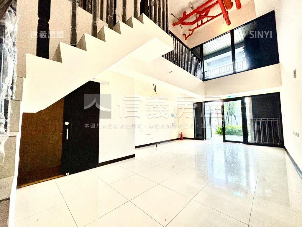 塭仔圳挑高自由規劃金店面 - Image 2