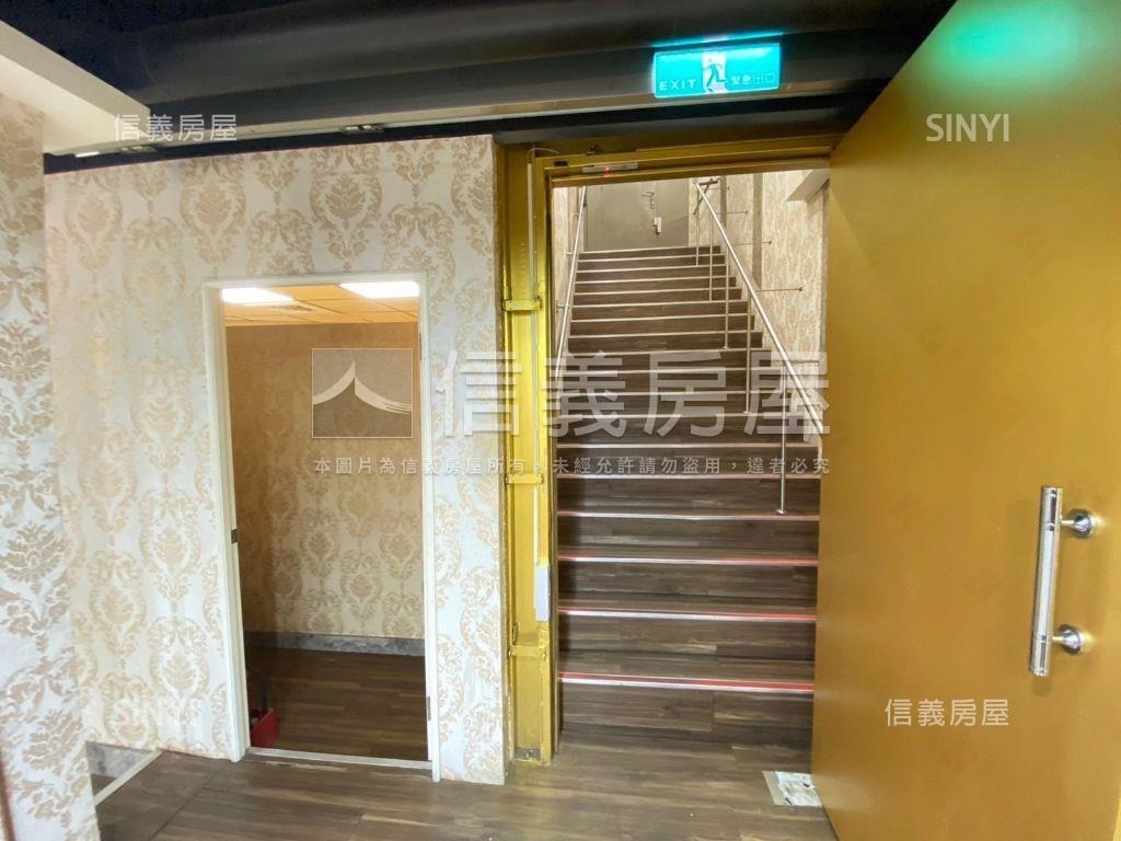 東園街大空間地下室 - Image 11