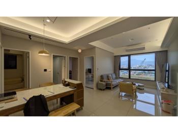 鴻華天滙高檔電梯三房車位 - C340286