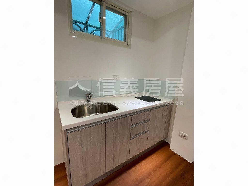 近象山捷運二樓大套房 - Image 4