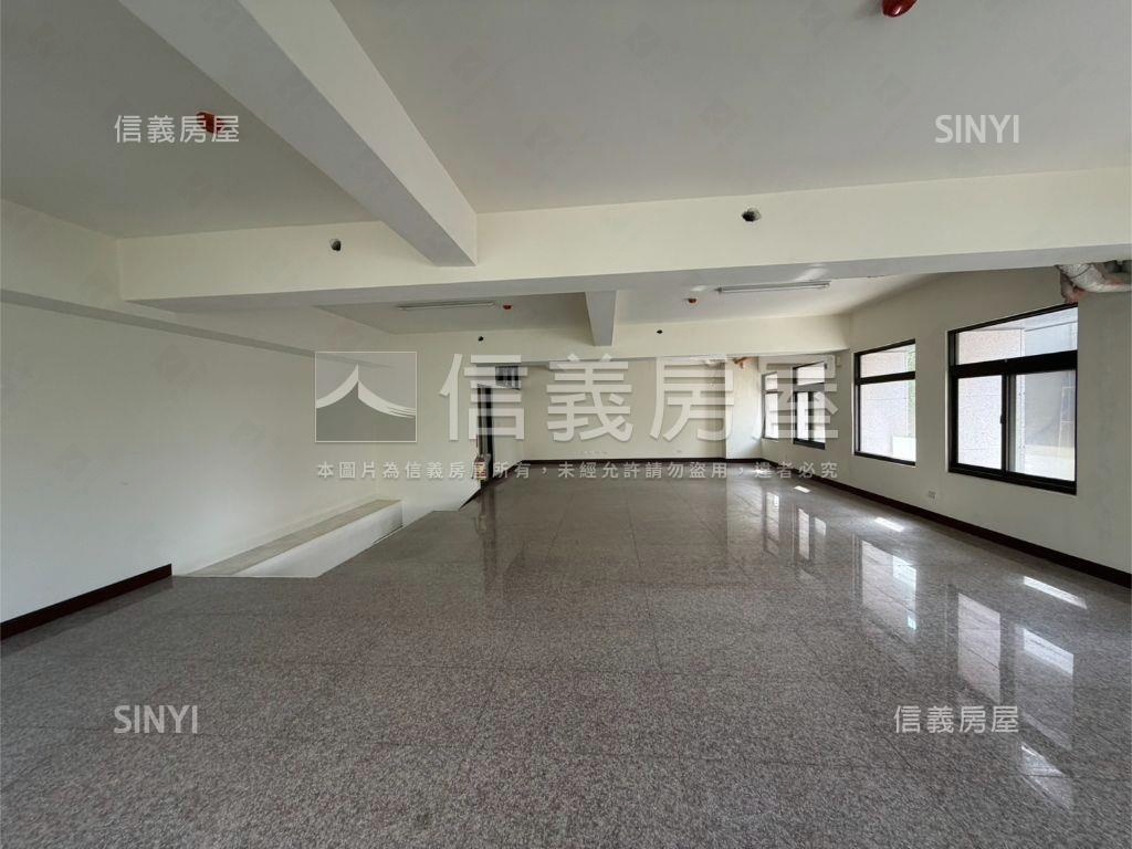 高鐵區角間金店面 - Image 4