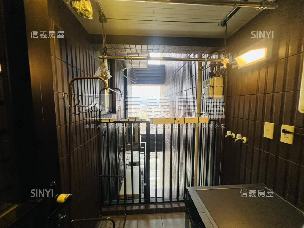 國泰賦都兩房車位 - Image 8