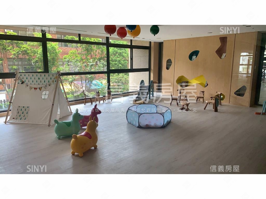 國泰賦都兩房車位 - Image 12