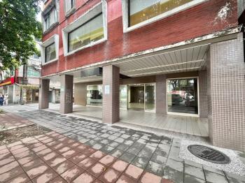 正金山南路探吉大面寬金店 - C341374
