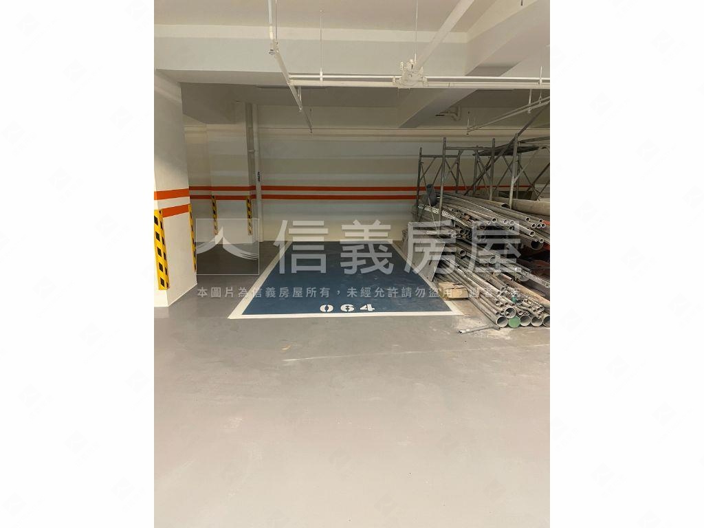 中環科技大樓大面寬店面 - Image 6