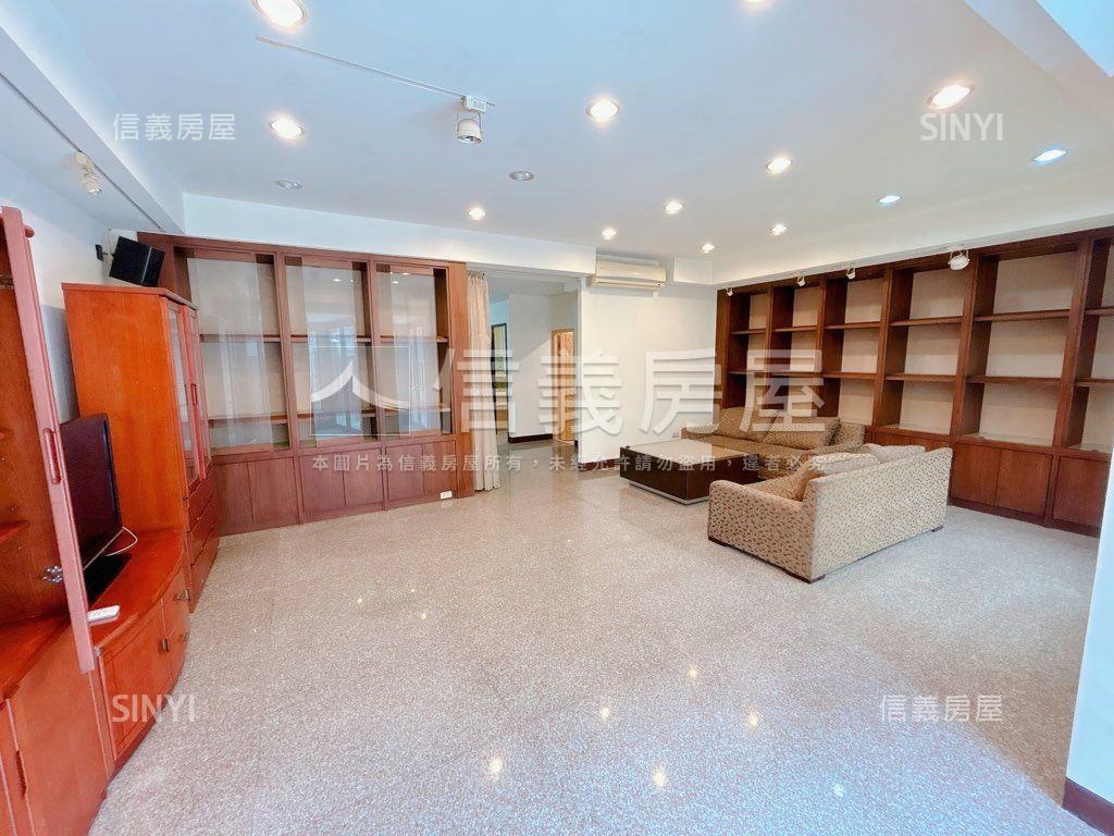 門口方便停車挑高大空間 - Image 3