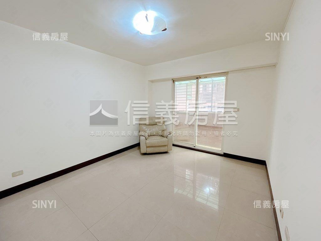 門口方便停車挑高大空間 - Image 5