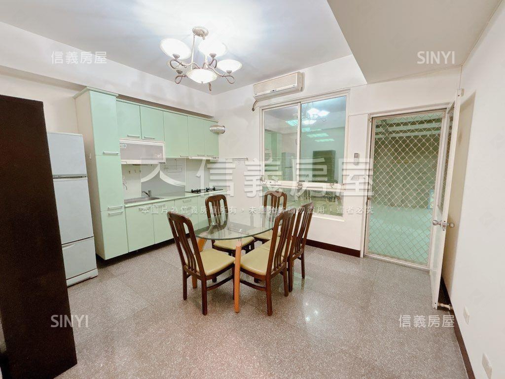 門口方便停車挑高大空間 - Image 8