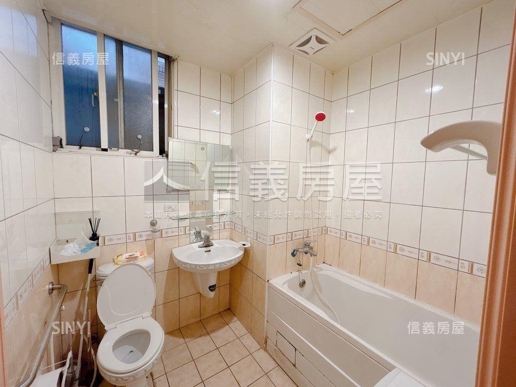 門口方便停車挑高大空間 - Image 9